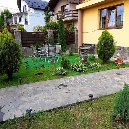 Pensiunea Adriana Guest house 3*